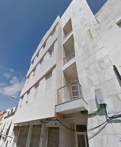 Piso en Venta en Calle Madueño Aires 9 en Centro