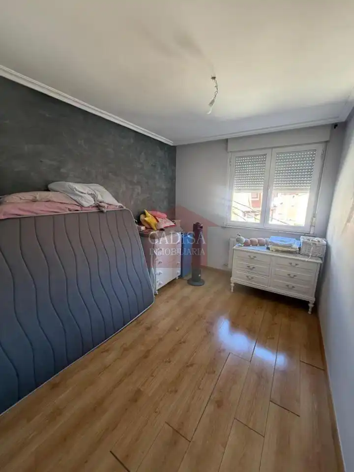 Bedroom of Flat for rent in Salamanca  with Heating, Terrace and Storage room