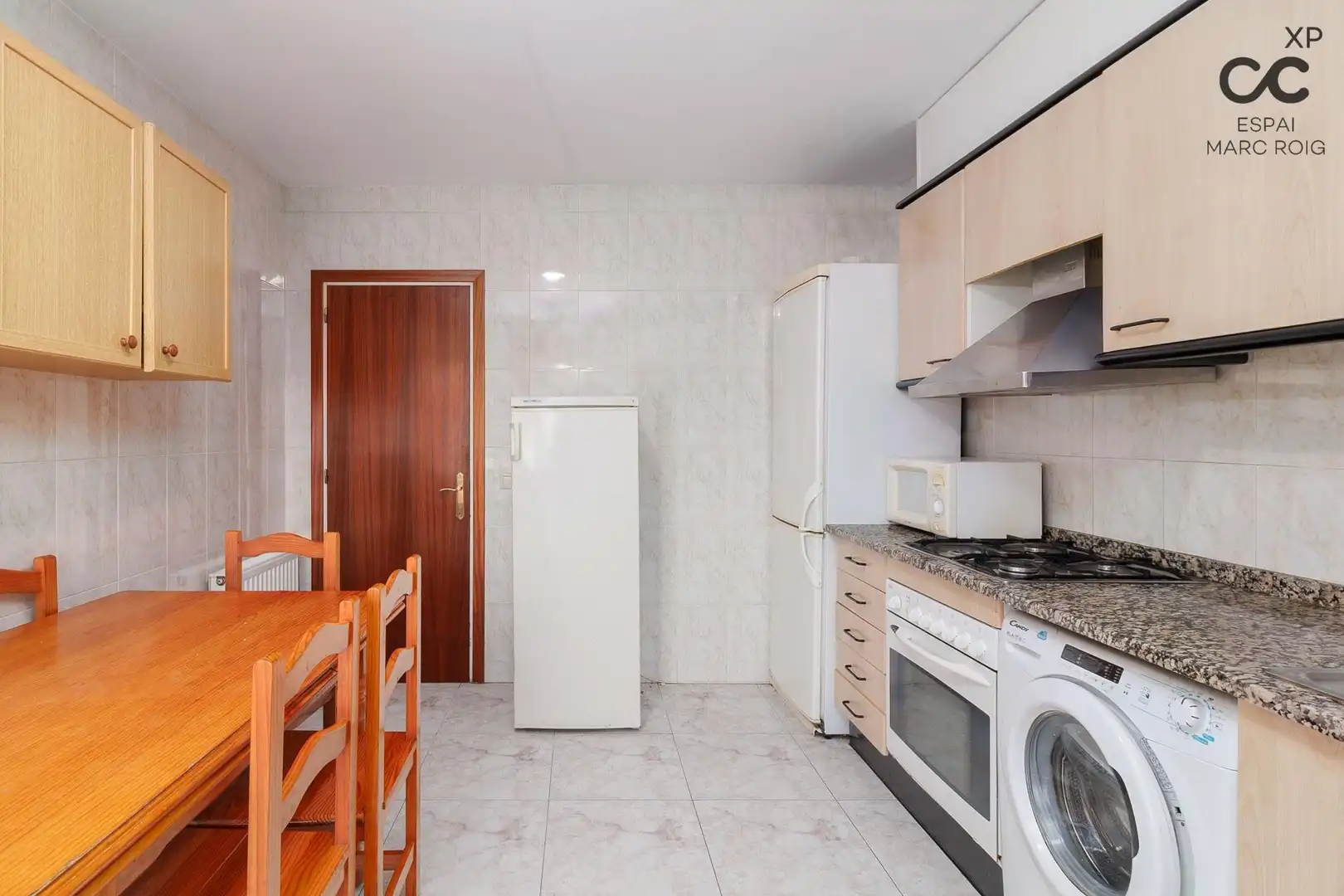 Küche von Wohnung zum Verkauf in La Jonquera mit Klimaanlage, Heizung und Terrasse