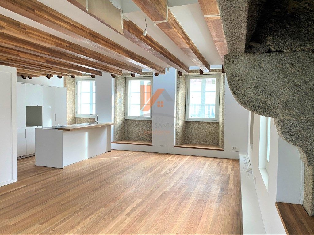 Vista exterior de Casa o xalet en venda en Santiago de Compostela  amb Aire condicionat, Calefacció i Traster