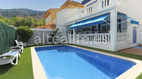Foto 4 de Casa adosada en venta en Carrer Pinsà, L'Albir, Alicante