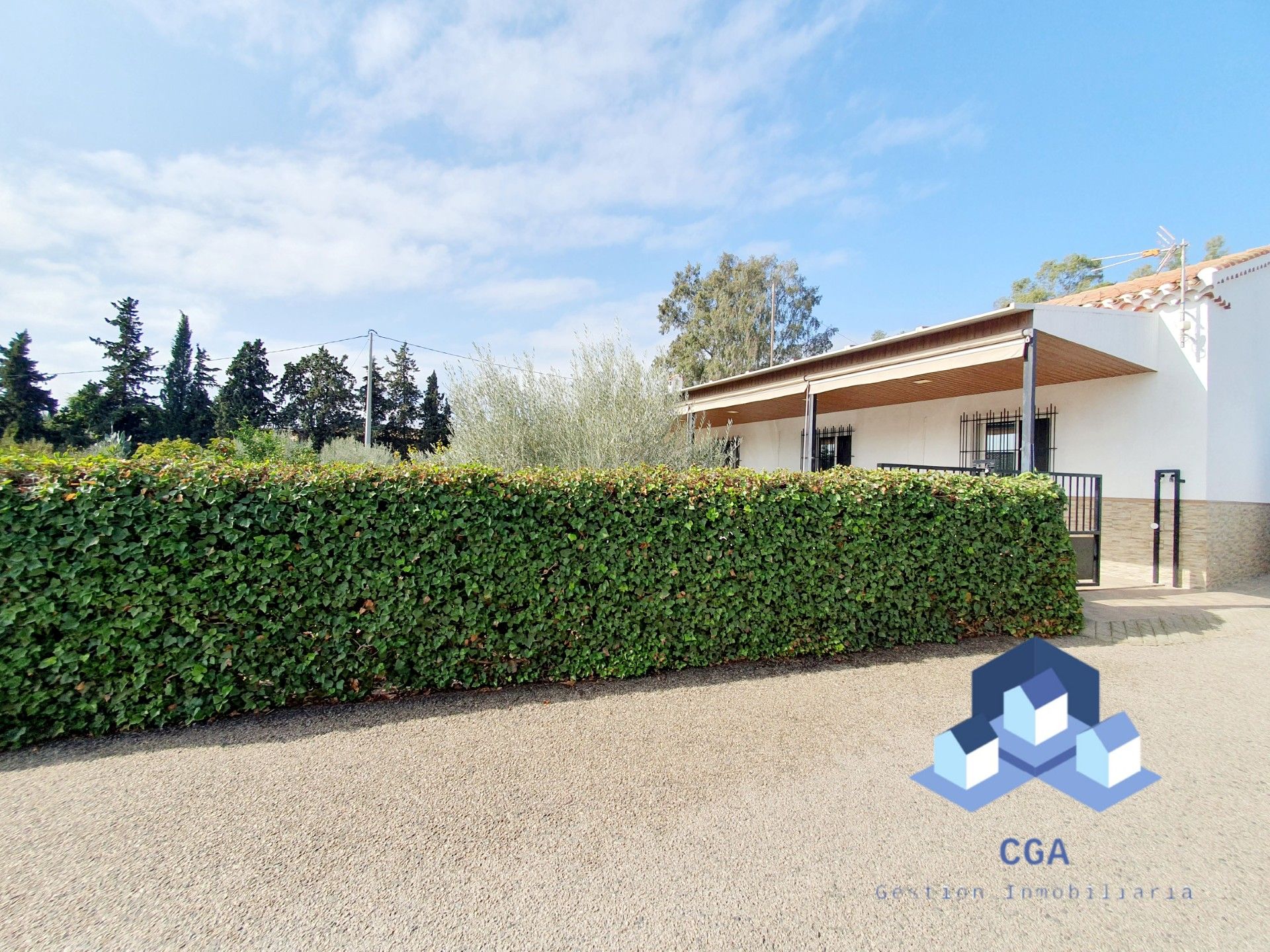Vista exterior de Casa o xalet en venda en Lorca amb Aire condicionat, Calefacció i Jardí privat