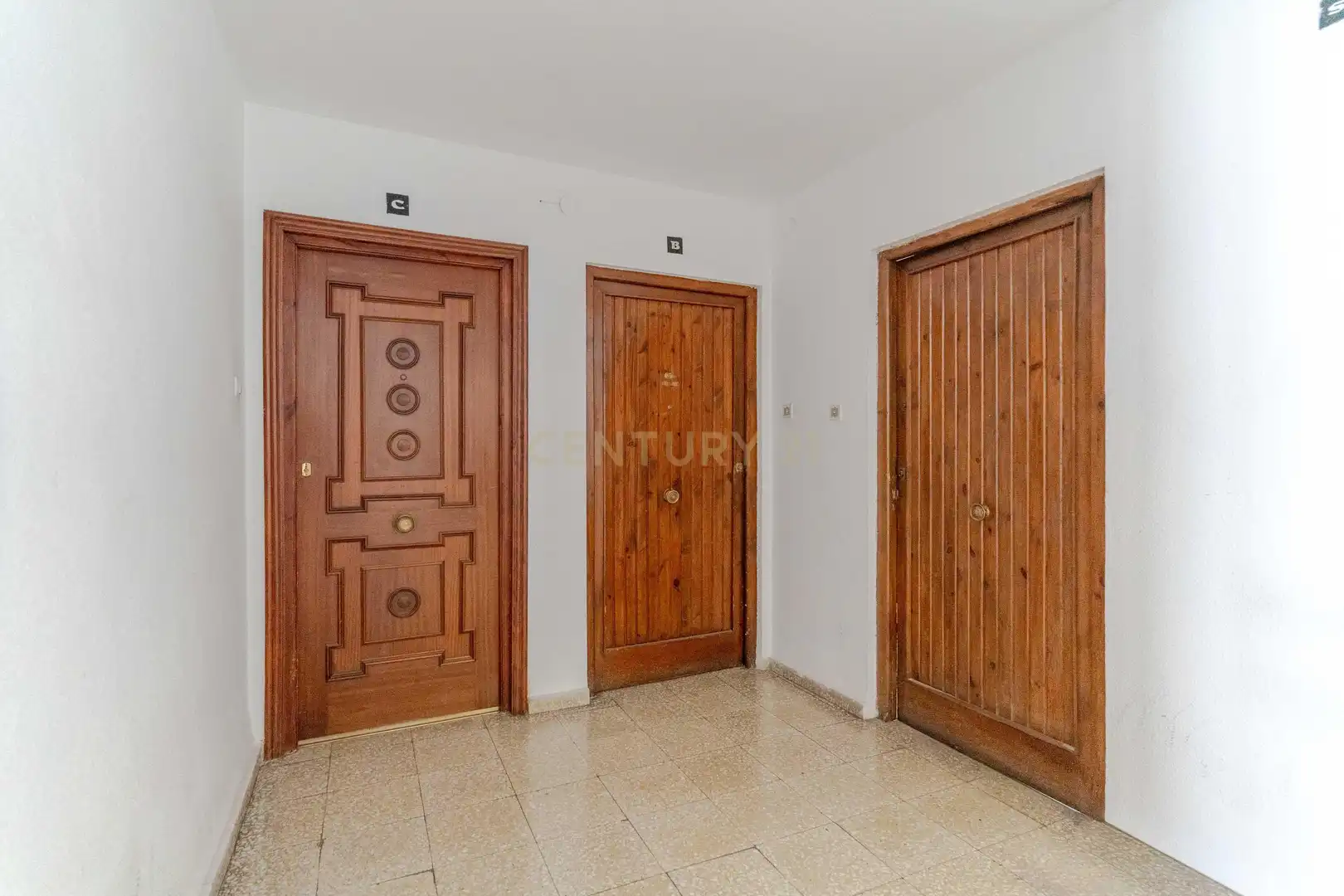 Apartament en venda en Granada amb Balcó