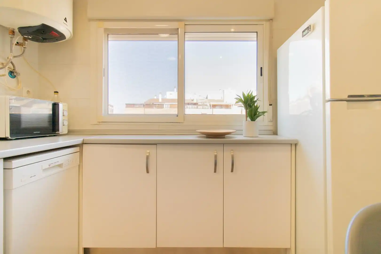 Kitchen of Flat for sale in Valencia  with Air Conditioner