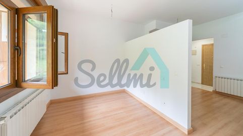 Foto 5 de Estudio en venta en As-253, Aller, Asturias