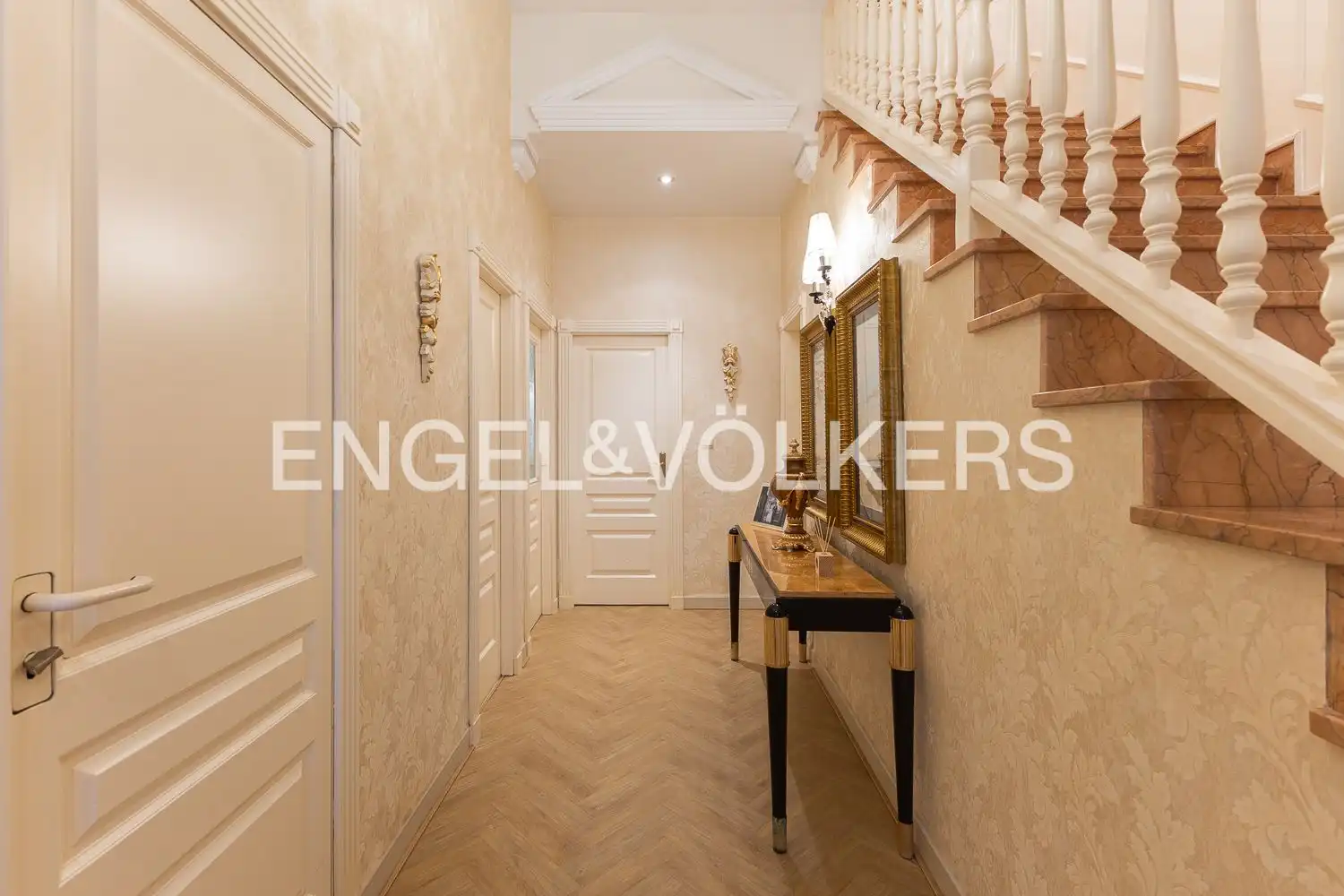 Houses for sale in Valencia  with Air Conditioner, Heating and Terrace