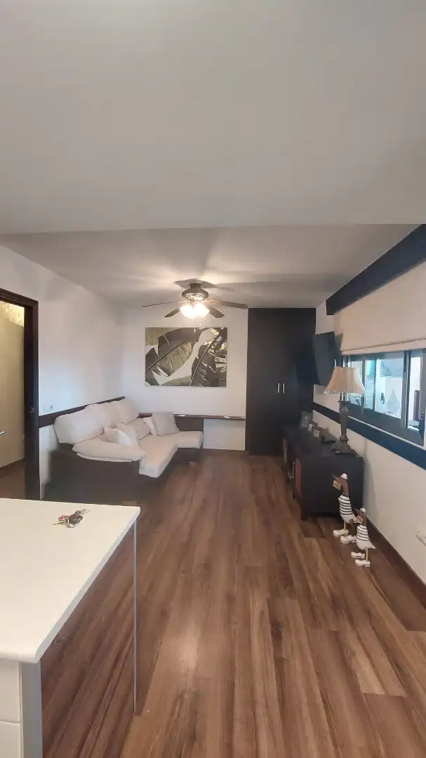 Sala d'estar de Apartament en venda en La Manga del Mar Menor amb Terrassa, Moblat i Forn