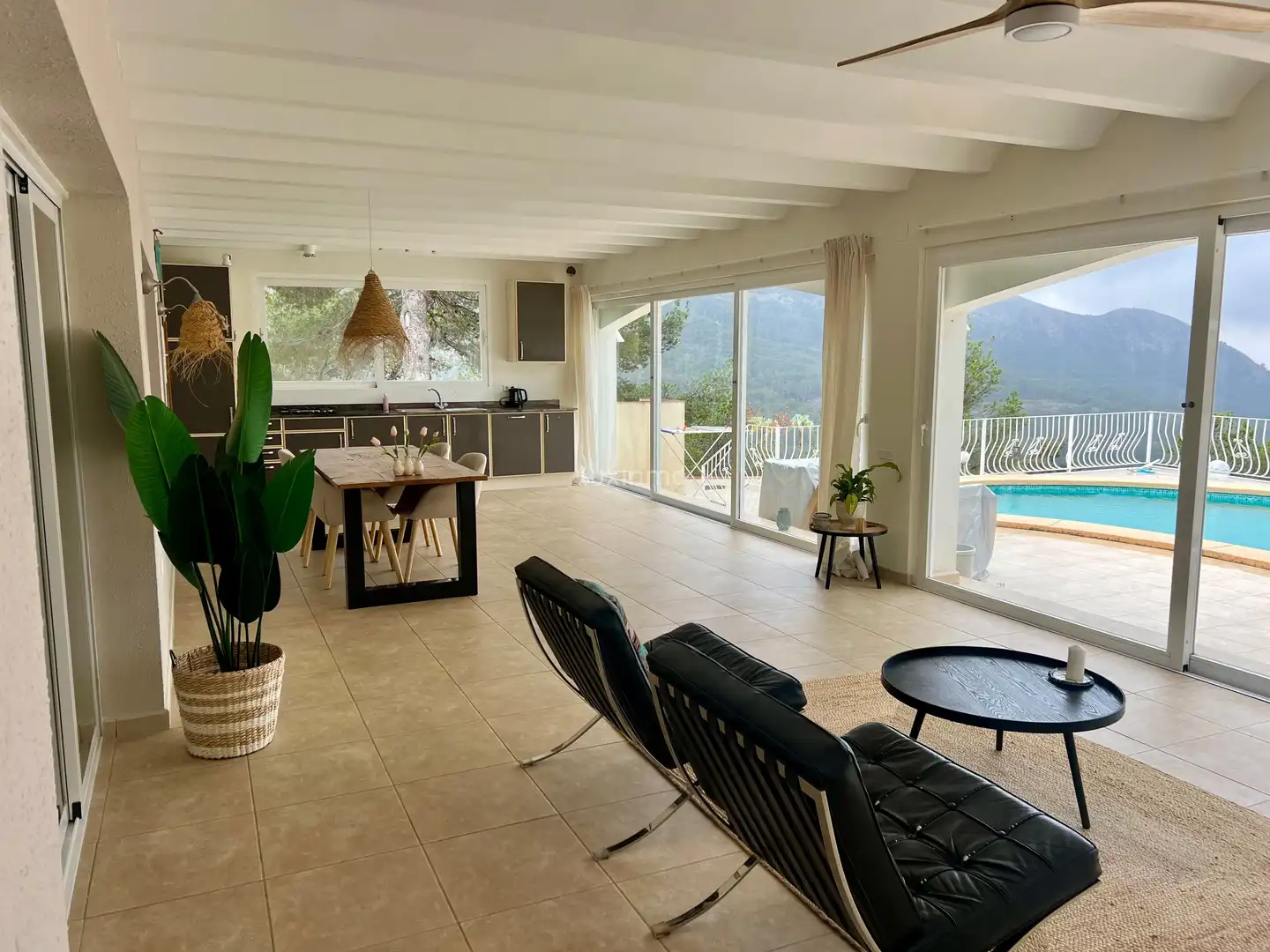 Wohnzimmer von Haus oder Chalet zum Verkauf in Finestrat mit Klimaanlage, Heizung und Terrasse