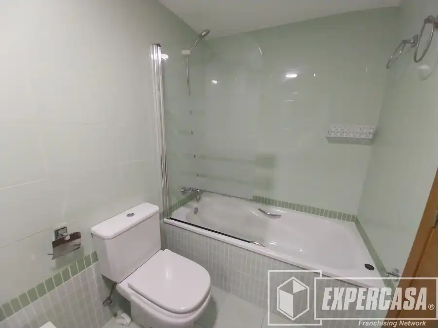 Bany de Dúplex en venda en Torrent amb Aire condicionat i Terrassa
