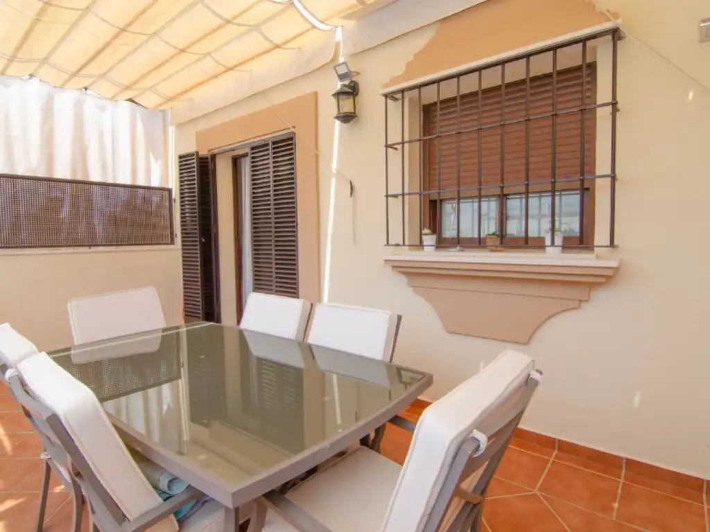 Terrassa de Casa o xalet en venda en La Rinconada