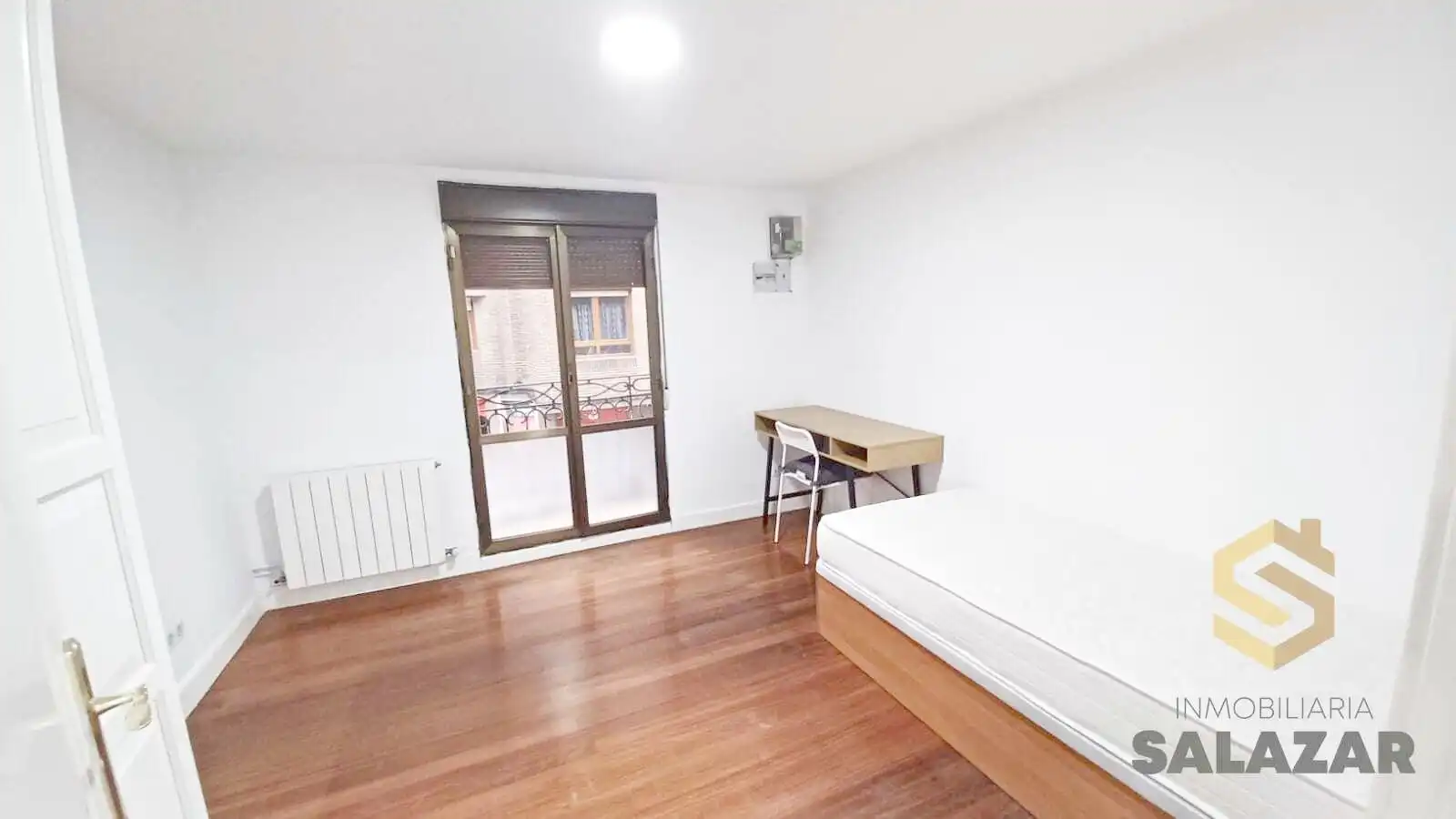Bedroom of Flat for rent in Uribarri