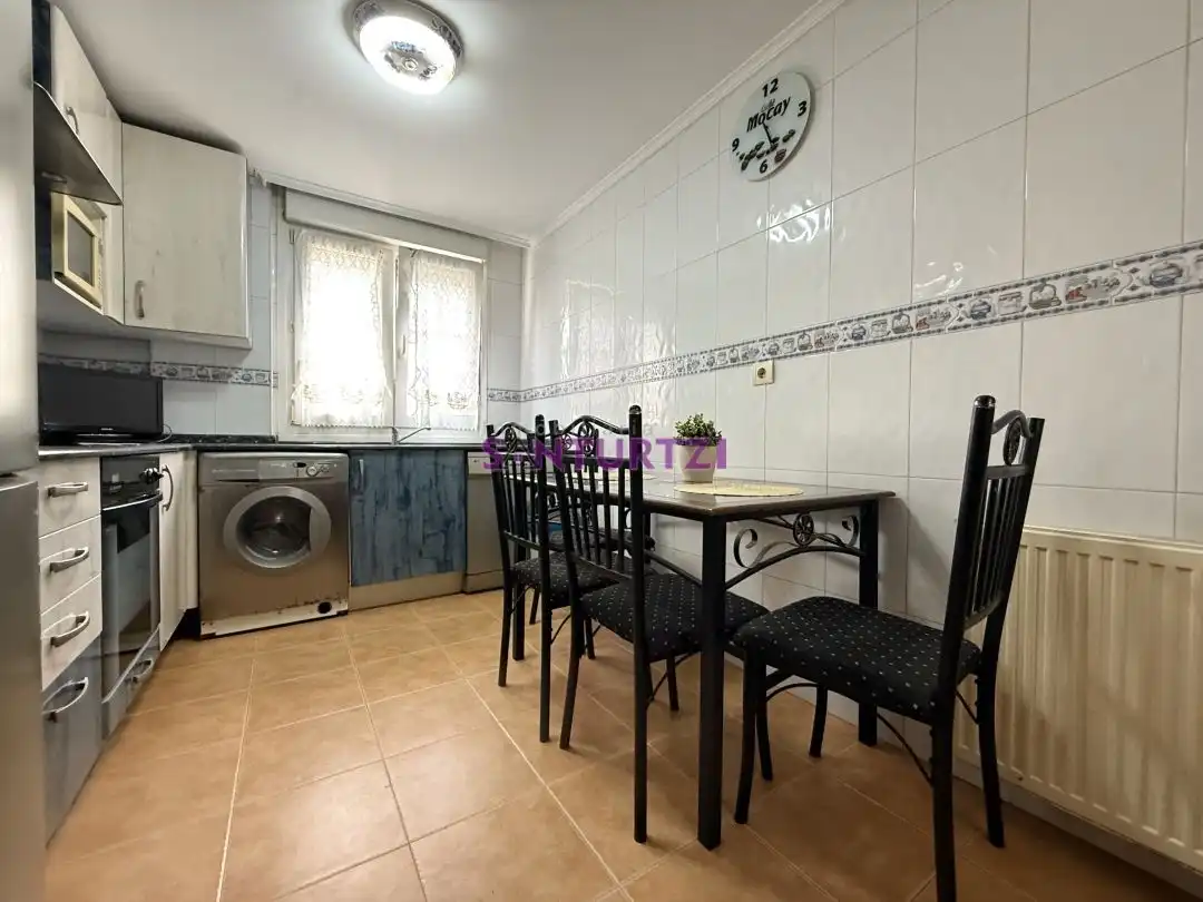 Kitchen of Detached homes for sale in Castro-Urdiales  with Heating, Terrace and Furnished