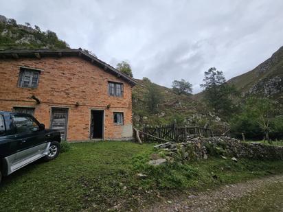 Vista exterior de Casa o xalet en venda en Laviana