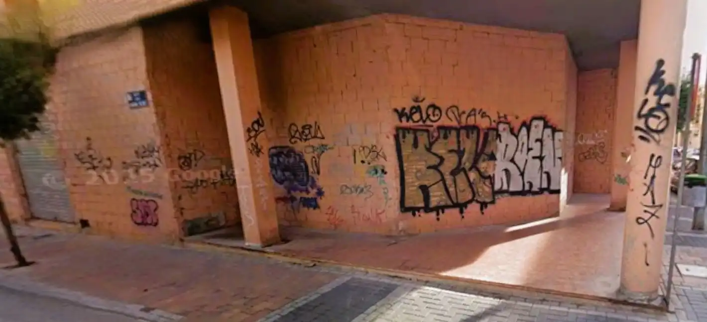 Business premises for sale in Calle Profesor Joaquín Hellín López 11, imagen 3