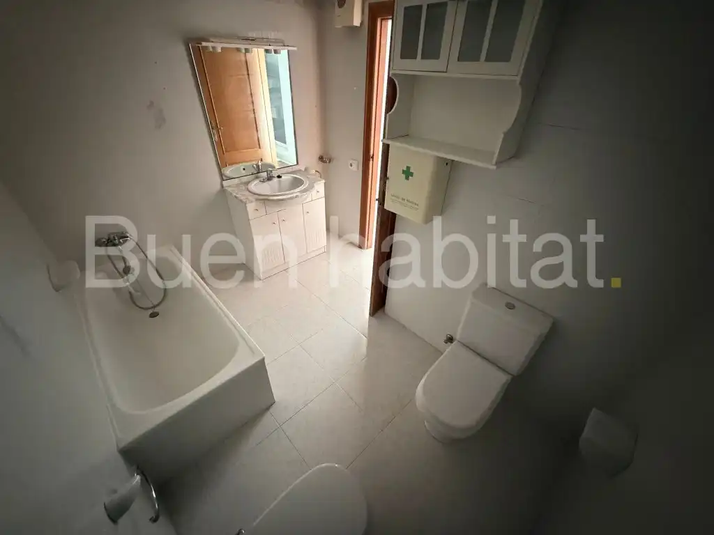 Flat with terrace for sale in Calle Pont (Del) 50, imagen 20