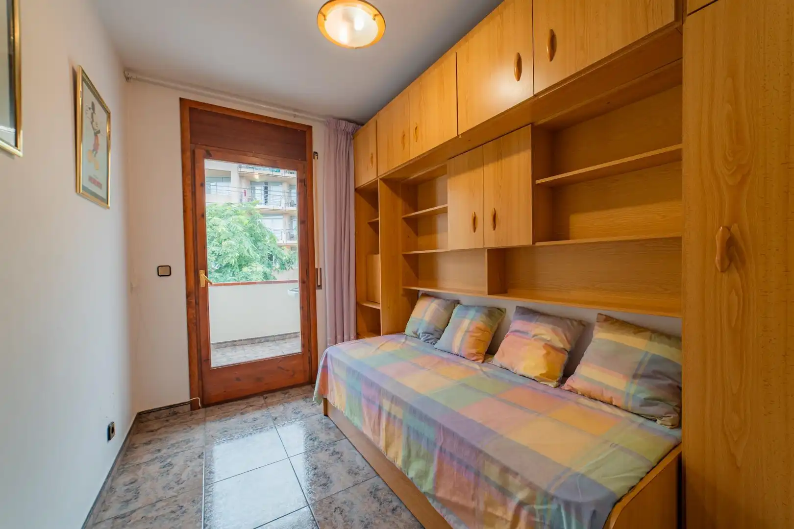 Dormitori de Casa o xalet en venda en Santa Susanna amb Jardí privat, Terrassa i Moblat