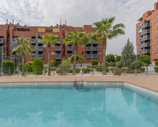 Swimming pool of Flat for sale in  Granada Capital  with Air Conditioner, Heating and Private garden