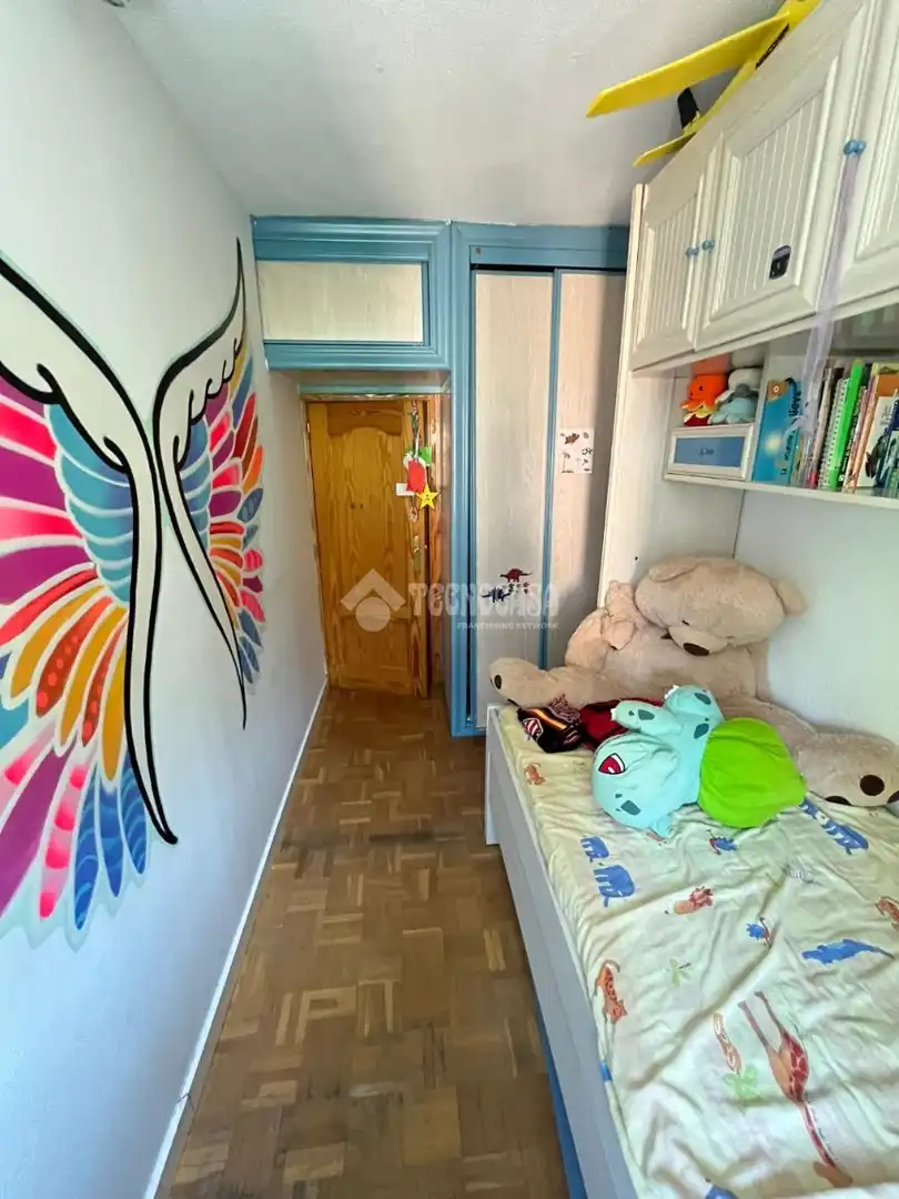 Bedroom of Flat for sale in Madrid  with Air Conditioner and Parquet flooring