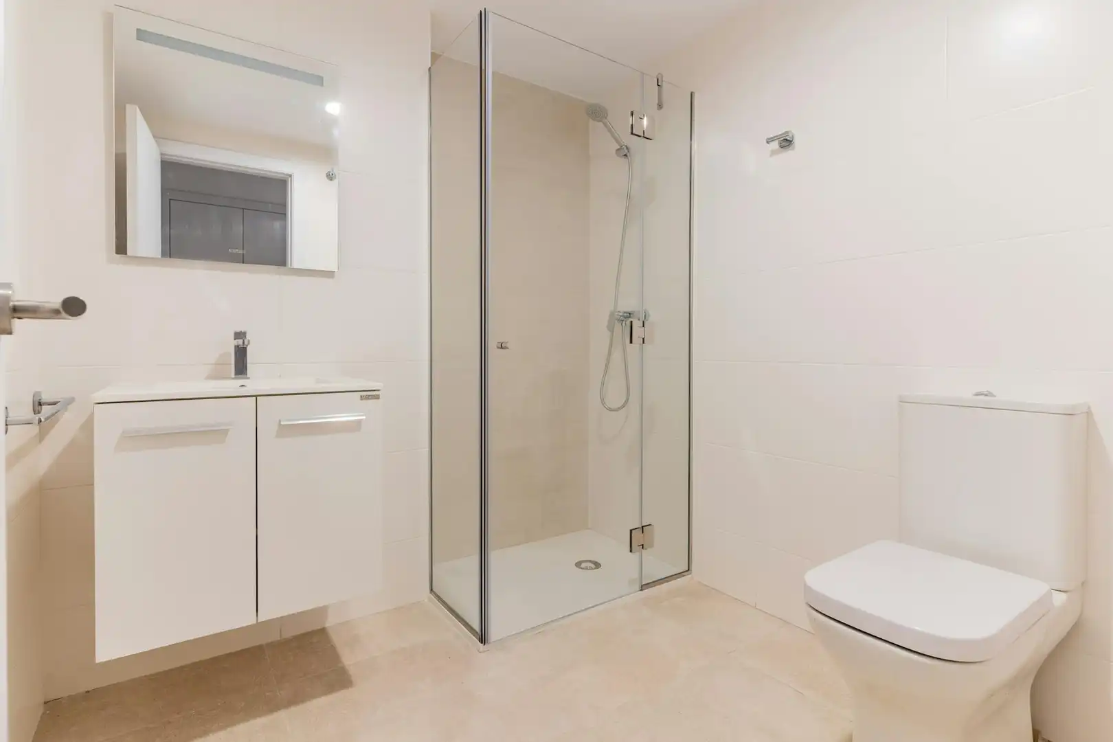 Badezimmer von Gebäude zur Miete in Valencia