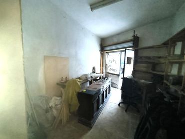 Local comercial en venda a Latina