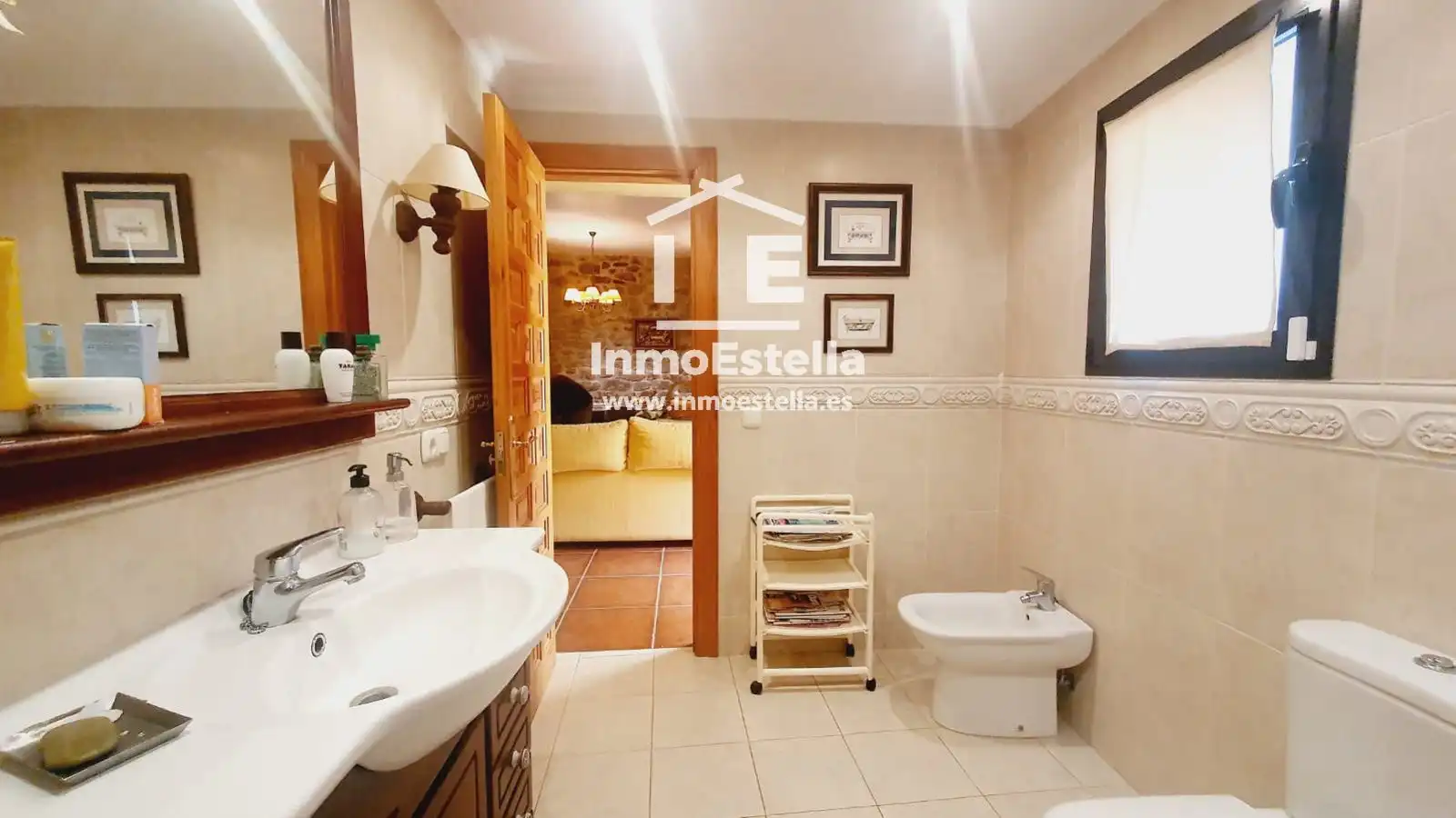 Baño de Casa adosada en venta en Allo con Calefacción, Jardín privado y Terraza