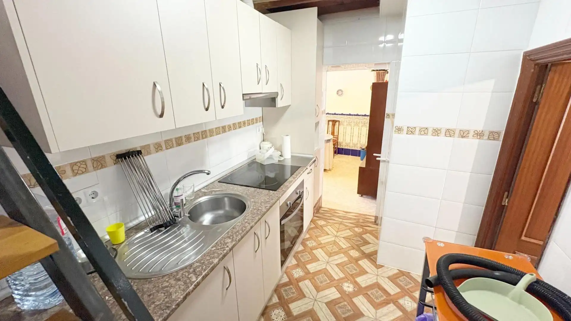 Cuina de Casa o xalet en venda en Pedrosillo de los Aires amb Calefacció i Moblat