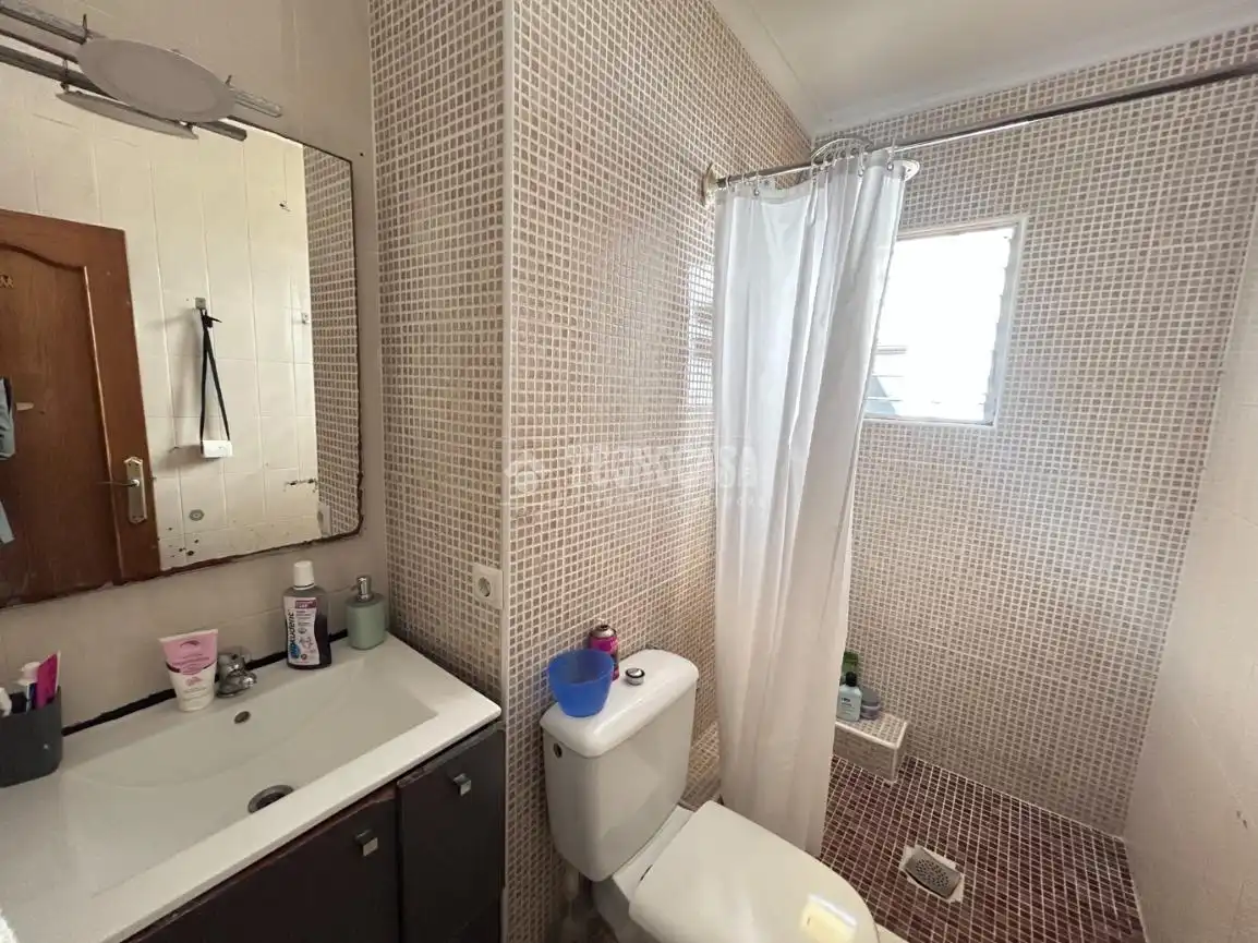 Baño de Piso en venta en Torrent con Aire acondicionado y Calefacción