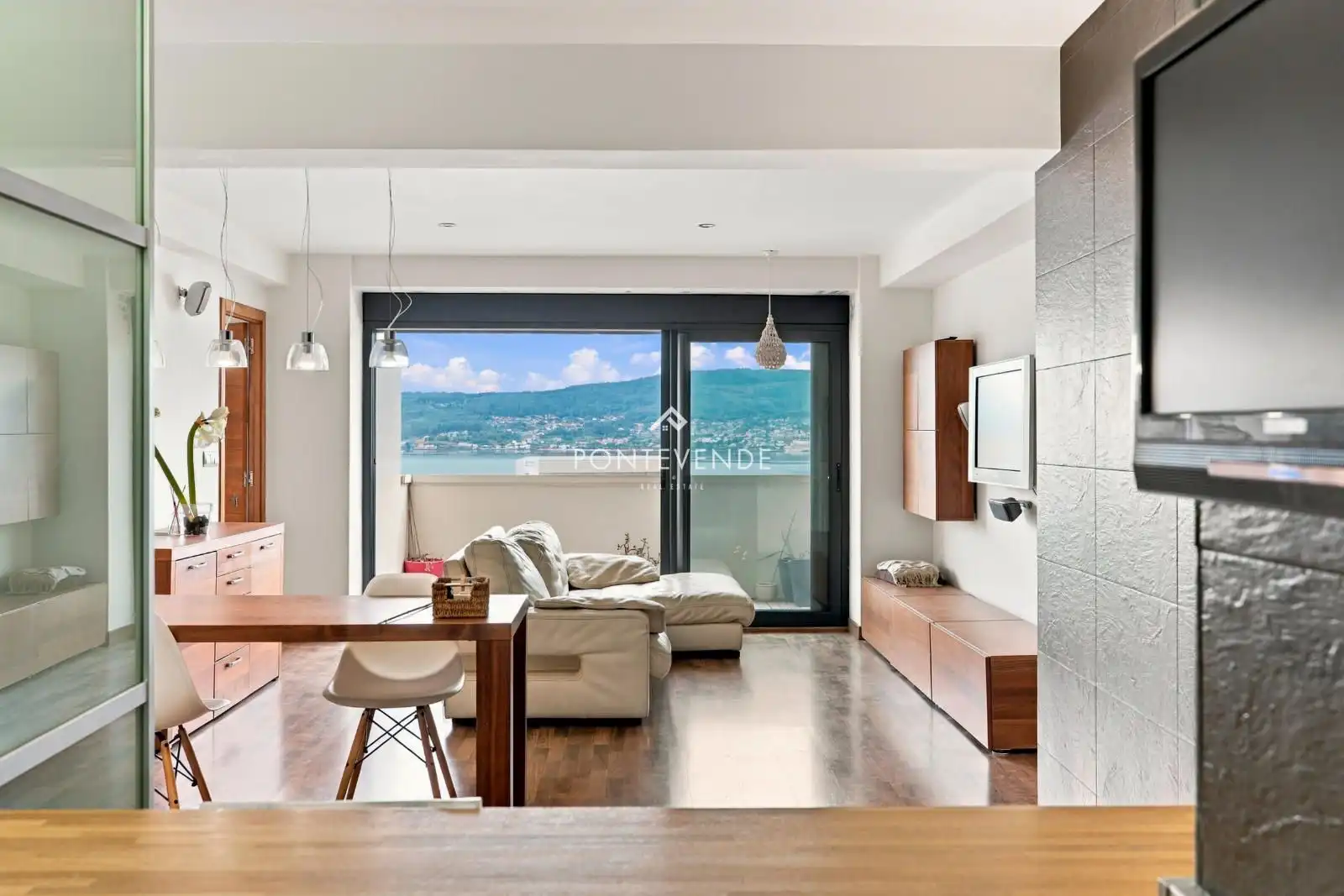 Living room of Flat for sale in Marín, Pontevedra