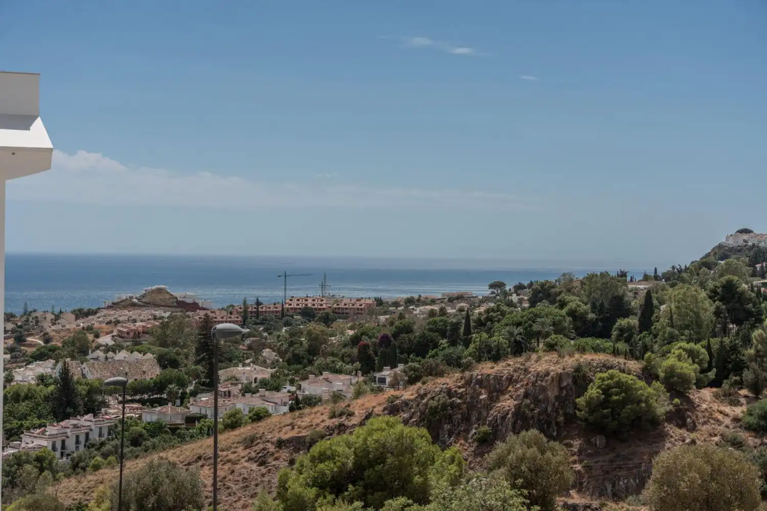 Vista exterior de Casa adosada en venda en Benalmádena