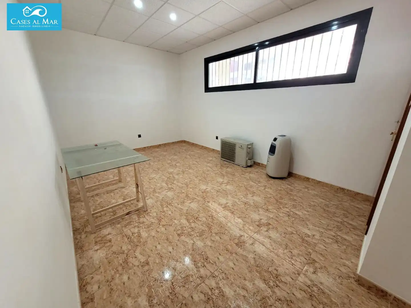Local de alquiler en Oropesa del Mar / Orpesa con Aire acondicionado
