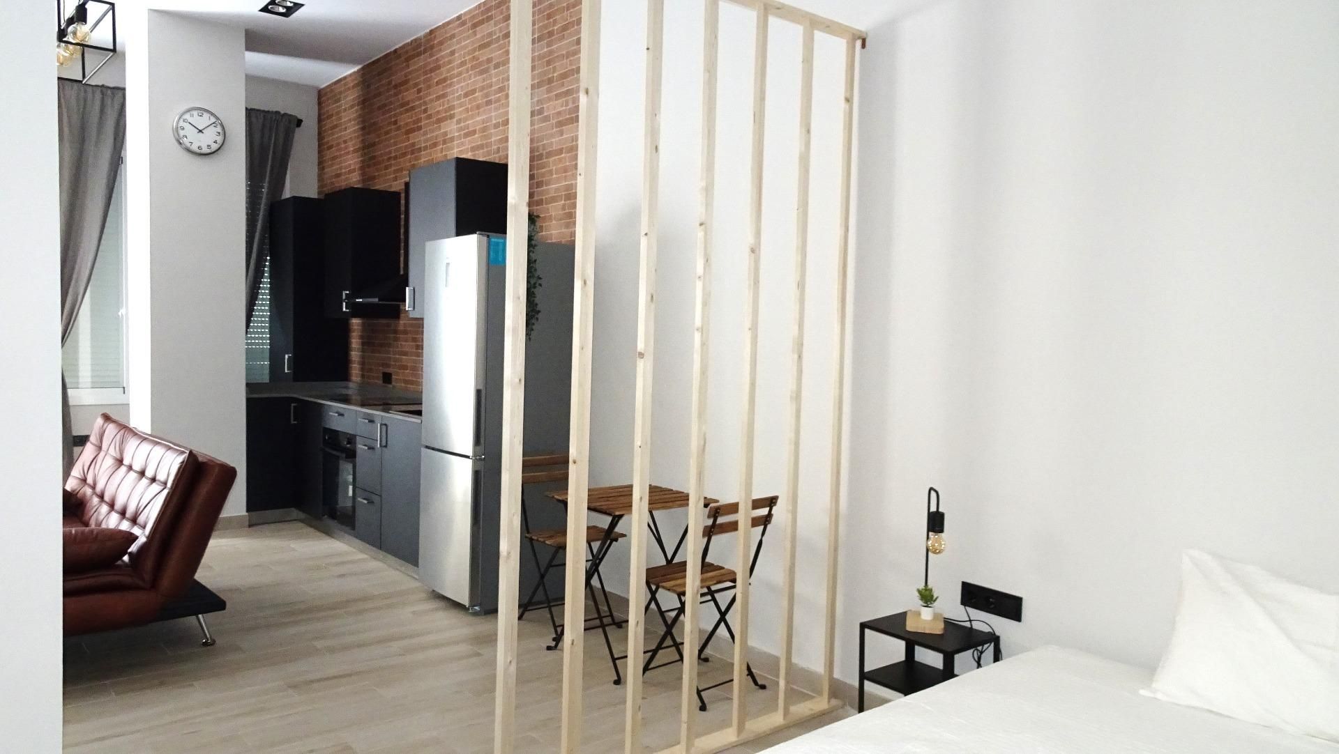 Bedroom of Study to rent in  Sevilla Capital  with Air Conditioner, Heating and Private garden