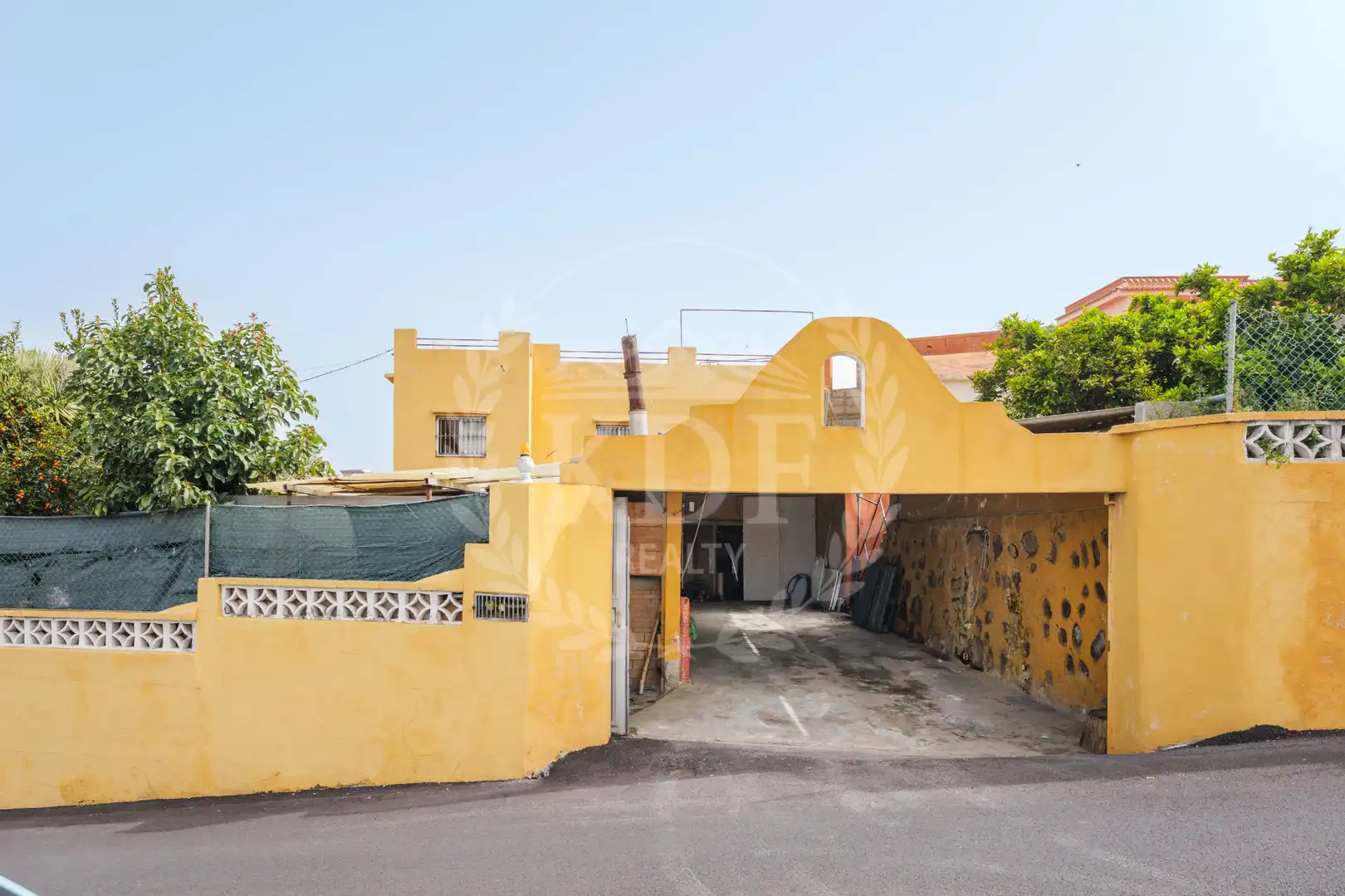 Vista exterior de Casa o chalet en venta en La Matanza de Acentejo con Jardín privado, Terraza y Piscina