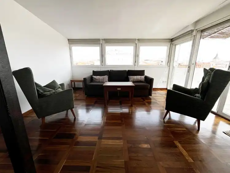 Sala de estar de Ático de alquiler en Madrid con Aire acondicionado, Calefacción y Parquet