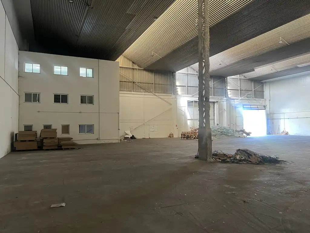 Industrial buildings for rent in Bergondo  with Heating