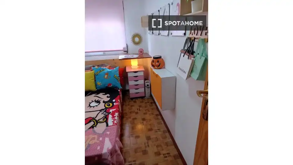 Room in Peñamefecit - Avda Barcelona