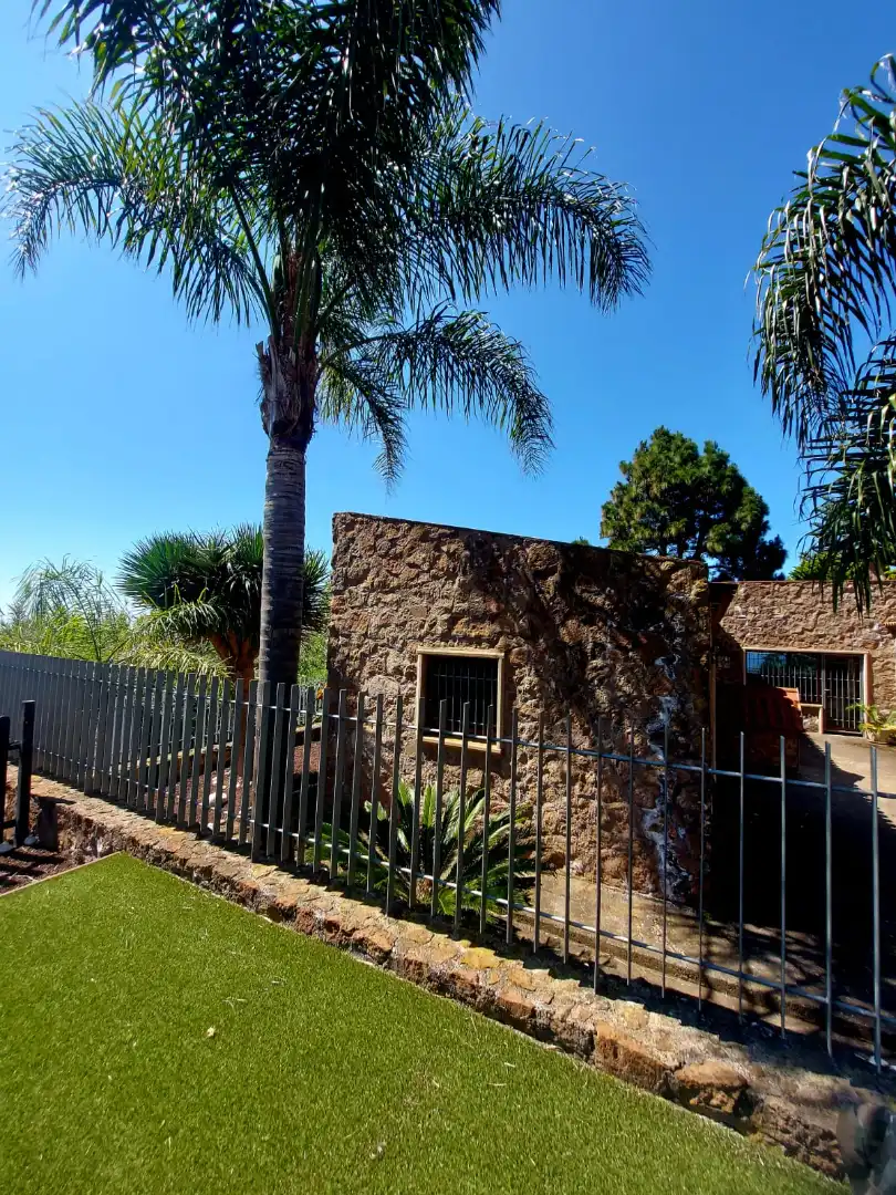 Vista exterior de Casa o xalet en venda en Tacoronte amb Jardí privat, Parquet i Terrassa