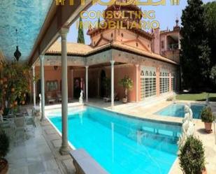 Swimming pool of Building for sale in Sotogrande