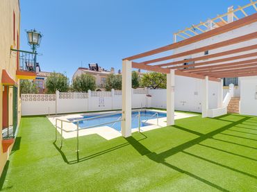 Casa amb piscina en venda a Las Lagunas