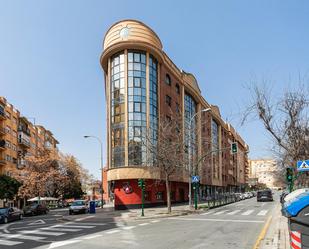 Exterior view of Flat for sale in  Granada Capital