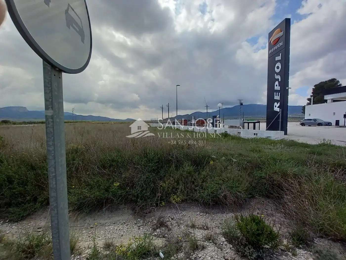 Land for sale in Monóvar  / Monòver