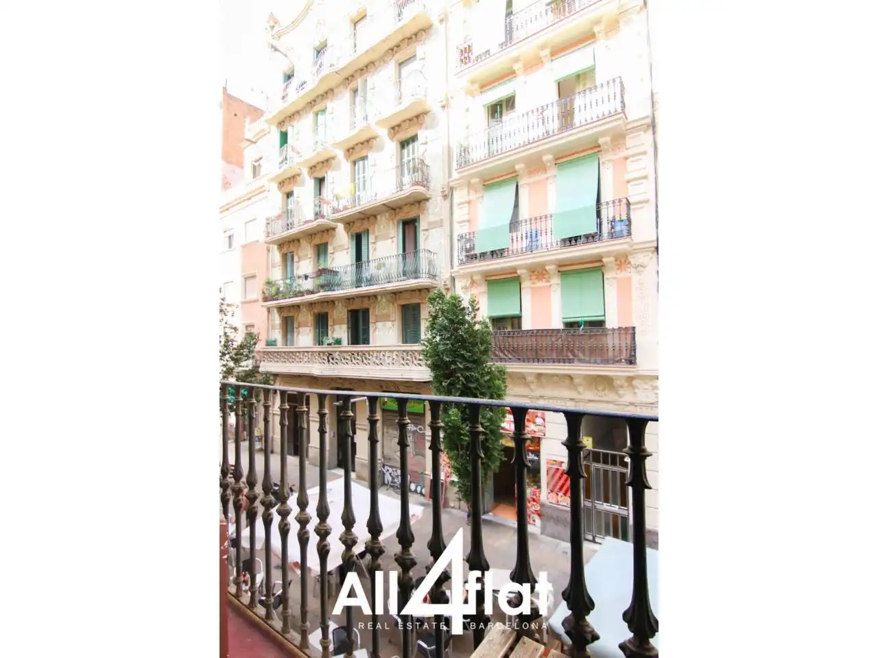 Flat with terrace for sale in Calle Blai, imagen 6