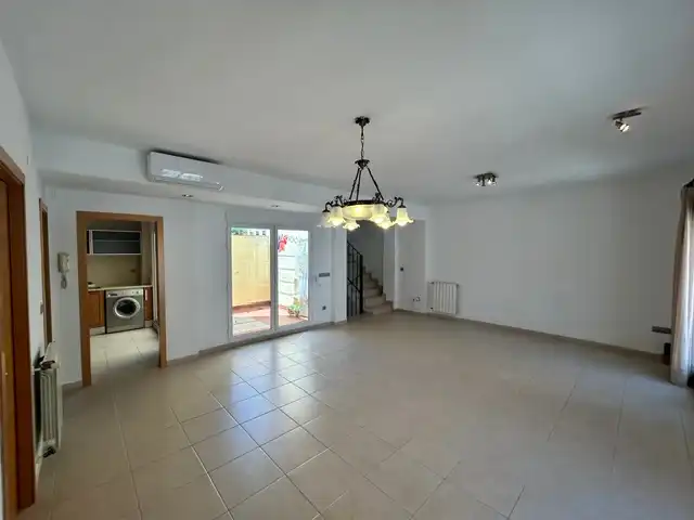 Sala de estar de Casa o chalet en venta en Alaquàs con Aire acondicionado, Calefacción y Horno