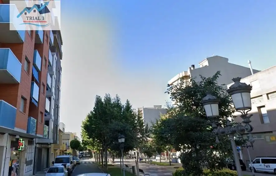 Piso con terraza en venta en Avenida VIDAL I BARRAQUER, imagen 2