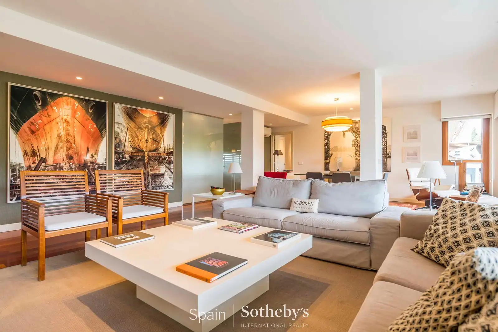 Sala d'estar de Apartament en venda en La Moraleja amb Aire condicionat, Calefacció i Terrassa