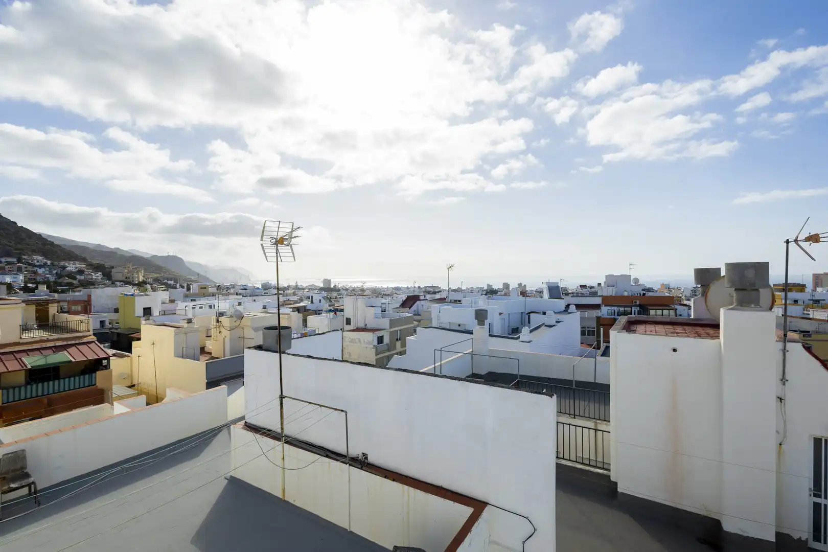 Exterior view of Flat for rent in Santa Cruz de Tenerife  with Balcony