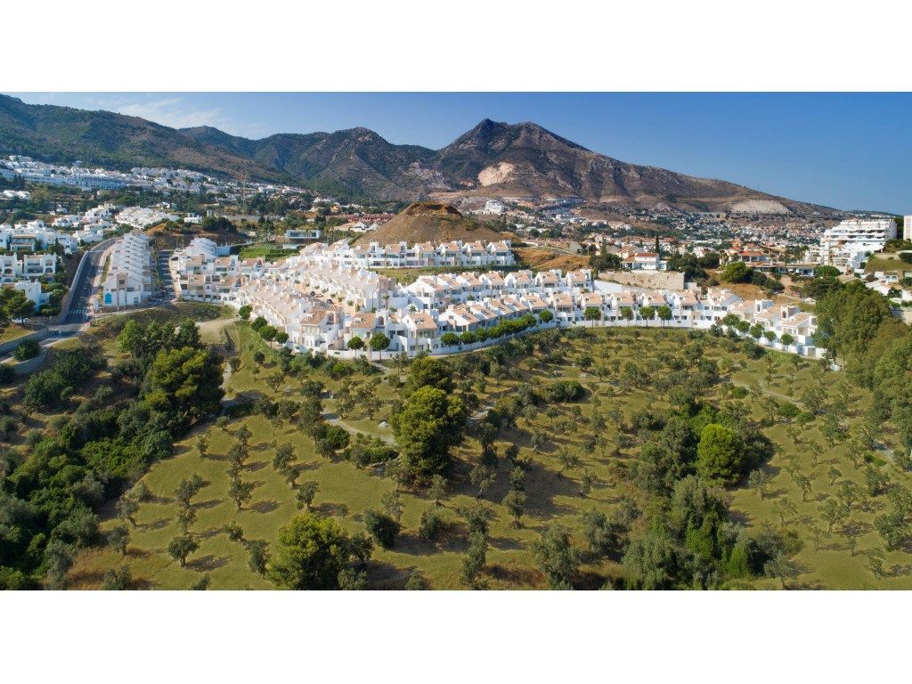 Vista exterior de Casa o xalet en venda en Benalmádena