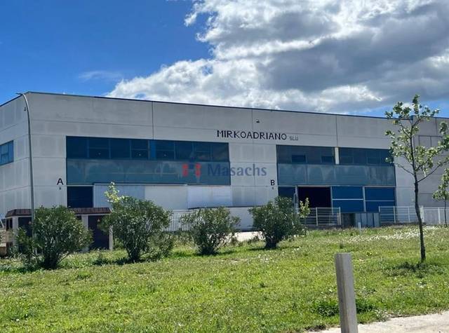 Nave industrial en Venta en Vilamalla
