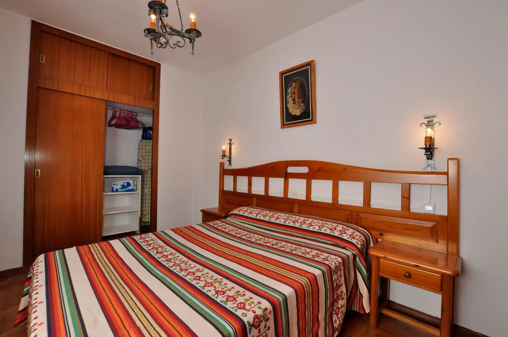 Schlafzimmer von Wohnungen zur Miete in Almuñécar mit Terrasse, Möbliert und Ofen