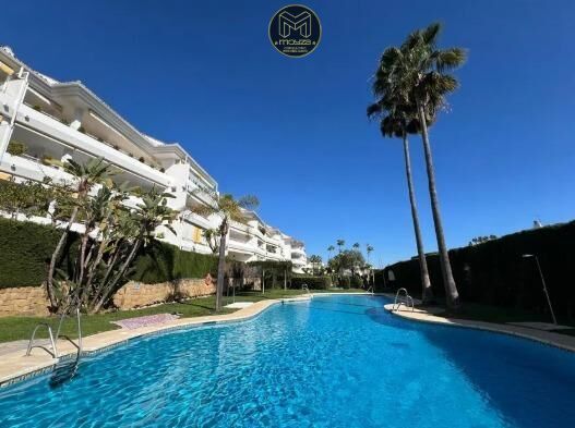 Exterior view of Flat to rent in Marbella  with Air Conditioner, Terrace and Balcony