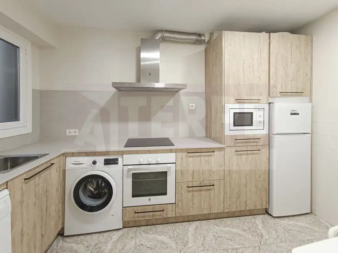 Cocina de Piso en venta en Errenteria con Balcón